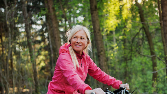 Benefits of Electric Bikes for Seniors, Commuters and Everyone